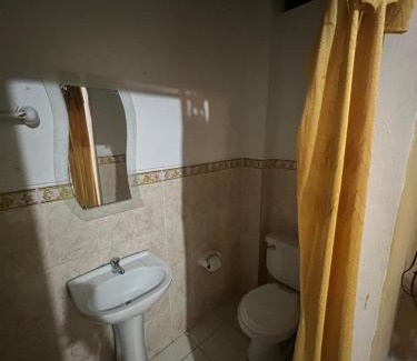 Los Pinos Hotel | Hospedaje Ocasos- Restaurante Mar de brasas