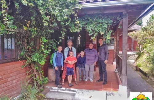 Baños de Agua Santa Casa | Hospedaje Pondoa - Baños de Agua