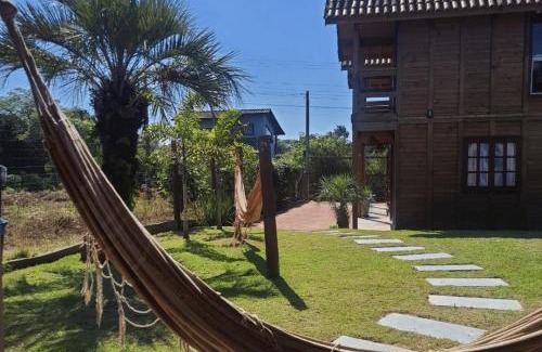 Praia do Rosa Chalet De Esquí | Hospedaria Chalés Rota Do Sol PDR - Hospedagem para casais, famílias e grupos