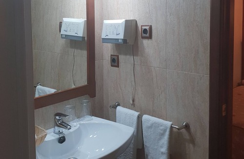 Porcuna Casa | Hospedería Ana Pilar
