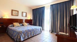San Juan de Alicante Hotel | Hospedium Hotel Abril