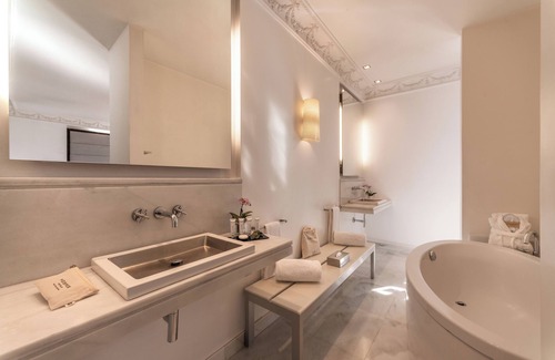 Recoletos Hotel | Hospes Puerta de Alcalá, a Member of Design Hotels