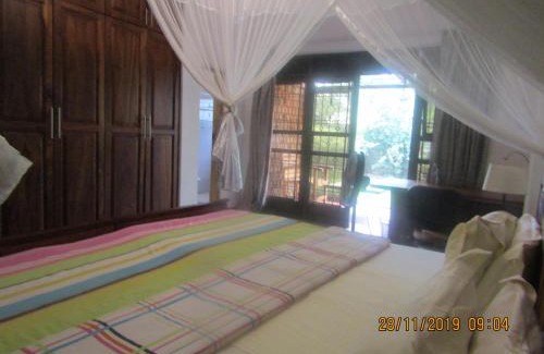Muyenga Cama Y Desayuno | Hospitality Connect