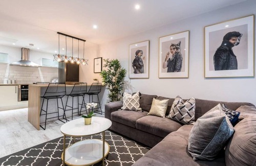 Baltic Triangle Apartamento | Host Apartments Baltic Balcony Apt