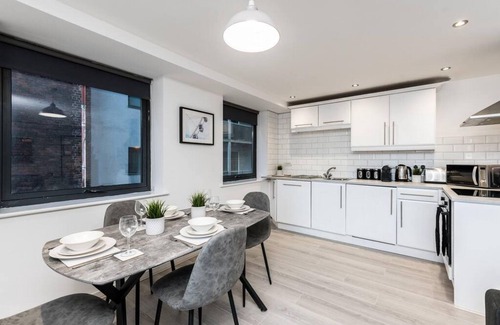 Baltic Triangle Apartamento | Host Apartments Shaw s Place II