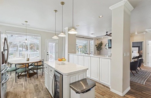 Azle Casa | ★Host Events! Heated pool, Sauna, Games & Pizza oven->33 min Forth Worth★