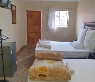 Rustenburg Casa | Host Hub Day & Night Accommodation
