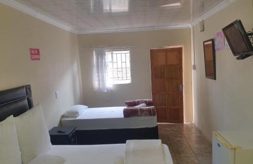 Rustenburg Casa | Host Hub Day & Night Accommodation