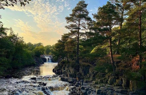 Barnard Castle Otro | Host & Stay | The Cobblers