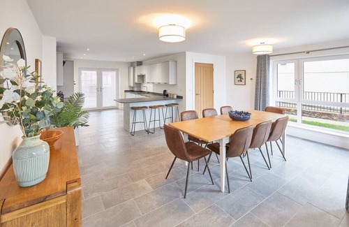 Whitley Bay Casa | Host & Stay | 3 Queens Court