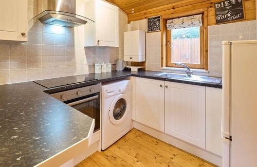 Broadstairs Cabina | Host & Stay | Astoria