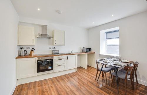 Burnley Apartamento | Host & Stay - Canalside Lofts Apartment