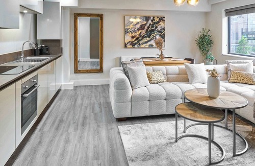 Baltic Triangle Casa | Host & Stay | Chic Townhouse by the Docks