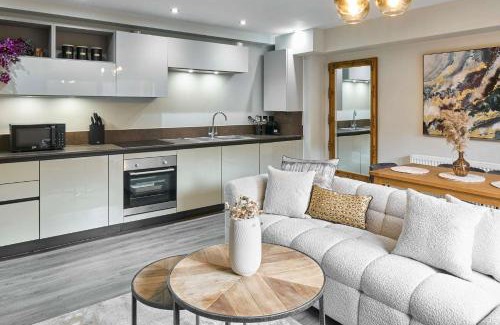 Baltic Triangle Casa | Host & Stay - Chic Townhouse by the Docks