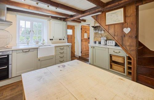 Fylingthorpe Casa | Host & Stay - Colcott Cottage