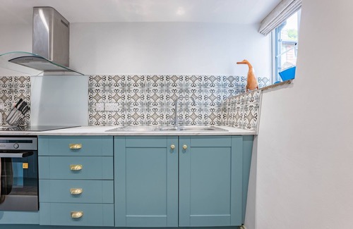 Cromford Cabaña | Host & Stay | Cromford View