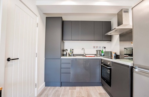 Caterham Apartamento | Host & Stay | Croydon Road Apartment