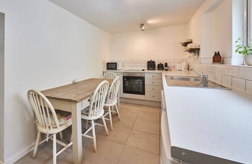 Catton Casa | Host & Stay | Daisy's Cottage