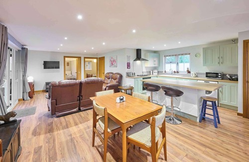 Aldborough Chalet De Esquí | Host & Stay | Dovecote View