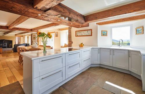 Lofthouse Casa | Host & Stay - Edge Farm