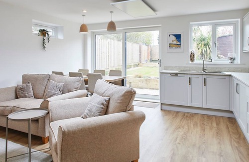 Sunderland Casa | Host Stay Emilyn House