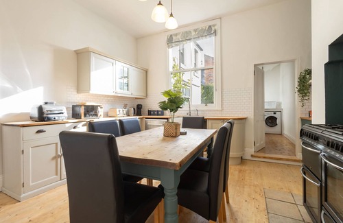 Saltburn-by-the-Sea Casa | Host Stay Garnet Street