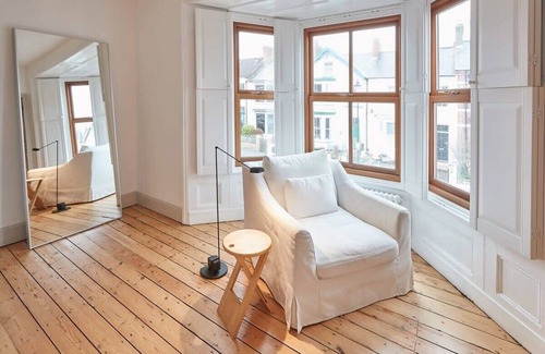 Saltburn-by-the-Sea Casa | Host & Stay | Emerald Residence