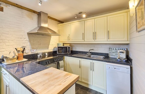Fakenham Casa | Host & Stay | Granary Barn