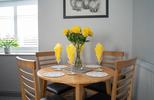 Belford Casa | Host & Stay - Lavender Cottage