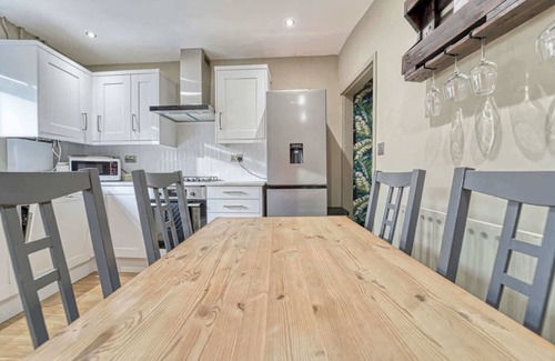 Mountsorrel Casa | Host & Stay | Loughborough Road House