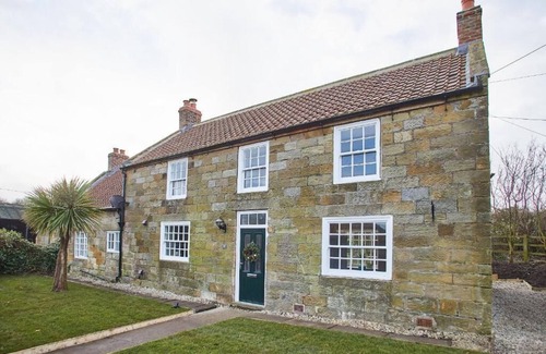 Lythe Casa | Host & Stay | Middle Farmhouse