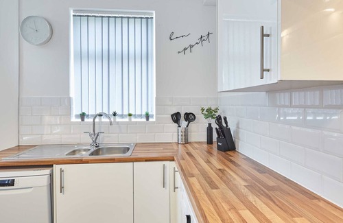Kettering Casa | Host & Stay | Montagu Street