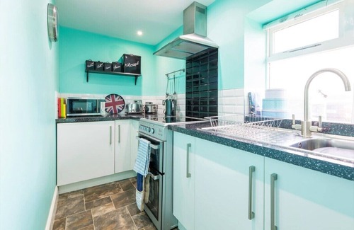 Belford Casa | Host & Stay | No.4 Daisy Cottage