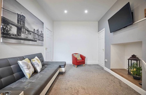 Seaton Delaval Casa | Host & Stay | Skyview