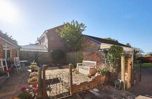 West Rainton Casa | Host & Stay | Spring Cottage