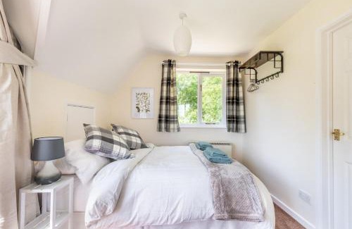 Irstead Casa | Host & Stay - The Lodge at Alderfen View