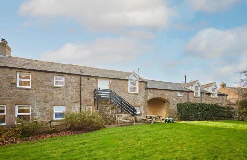 Old Bewick Apartamento | Host & Stay - The Old Granary