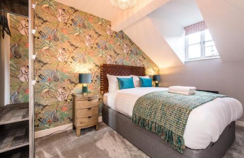 Hope Street Casa | Host & Stay - The Pilgrim Coach Houses