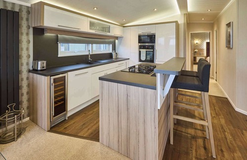 Low Gate Chalet De Esquí | Host & Stay | Whistler Deluxe Lodge