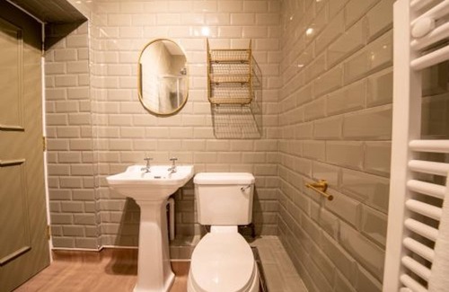 Hope Valley Apartamento | Host Stay Woodroffe Arms Hope Twin Room 2