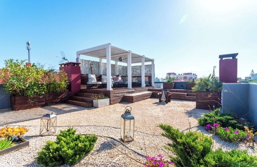 Ferragudo Casa | Host Wise - Luxurious House with Private Salt Pool