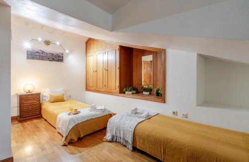 Boavista Apartamento | Host Wise - Rustic Bright Flat - City Centre