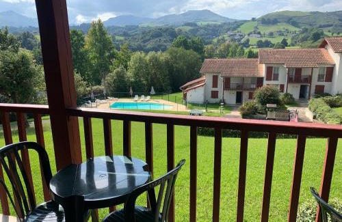 Souraide Apartamento | HOSTA Piscine Vue Montagnes