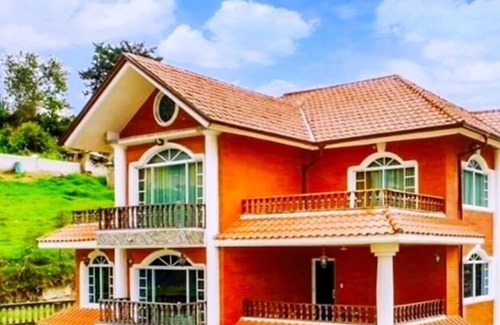 Otavalo Apartamento | Hostal acogedor, vista panorámica de la ciudad, ideal para disfrutar en familia