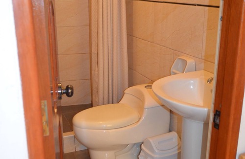 Ollantaytambo Hotel | Hostal Apu Qhawarina