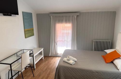 Puigcerda Casa | Hostal ARS