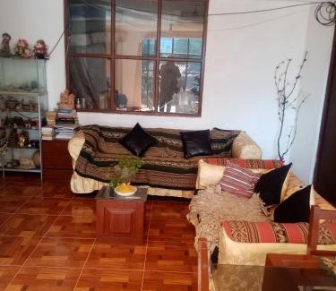 Urubamba Casa | Hostal Aylluq Wasin - Guest House-Casa de Familia