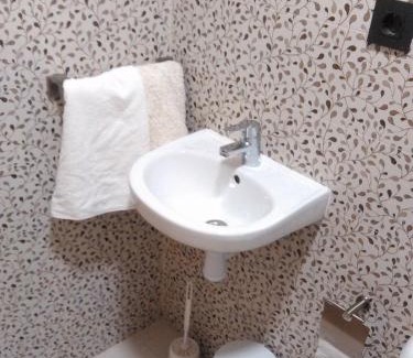 El Pilar Casa | Hostal Bisbal ONLY ADULTS NO AC