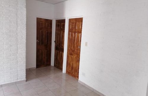 San Salvador Casa | Hostal Blanquita