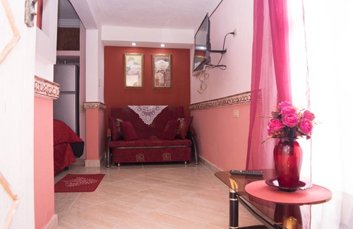 Remedios Casa | Hostal Bola 8